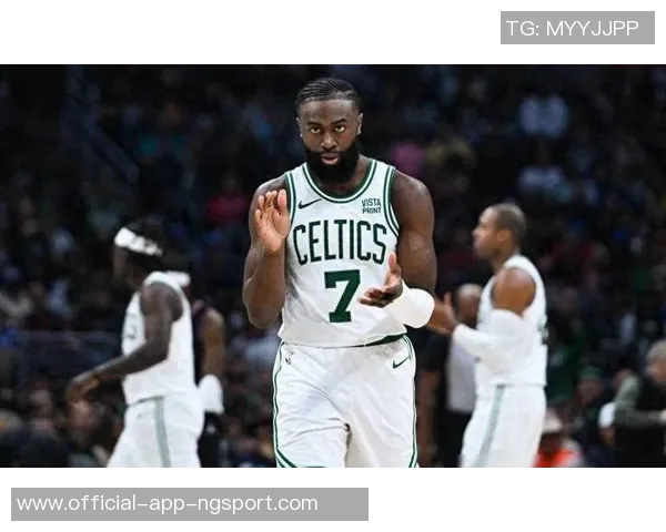 张佳玮点评杰伦布朗次节表现绿军实力展现超越战绩的深度分析