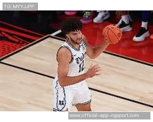 卡梅隆布泽尔与迪班萨争夺NCAA得分王宝座精彩对决即将上演