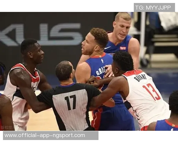 罗林斯火力全开狂砍24分助球队扛起产量并贡献3篮板5助攻表现亮眼